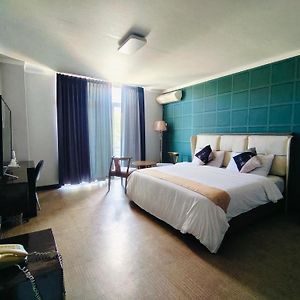 Lohas Airport Hotel And Restaurant